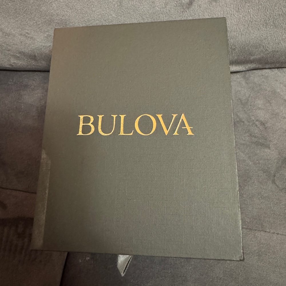 Bulova Silver Bracelet Watch - Picture 4 of 5